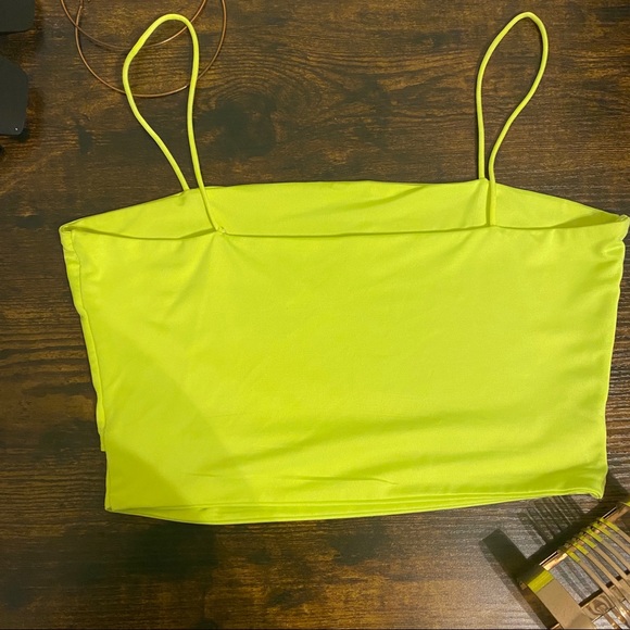 SHEIN Neon Crop Top 😍 4 Tops for $20 BUNDLE & SAVE - Picture 2 of 3